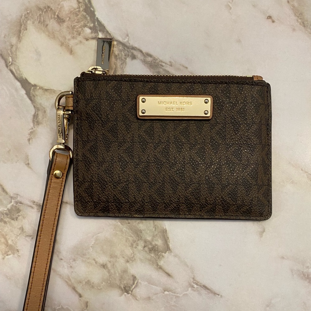 Michael Kors Small Logo Coin Wristlet
